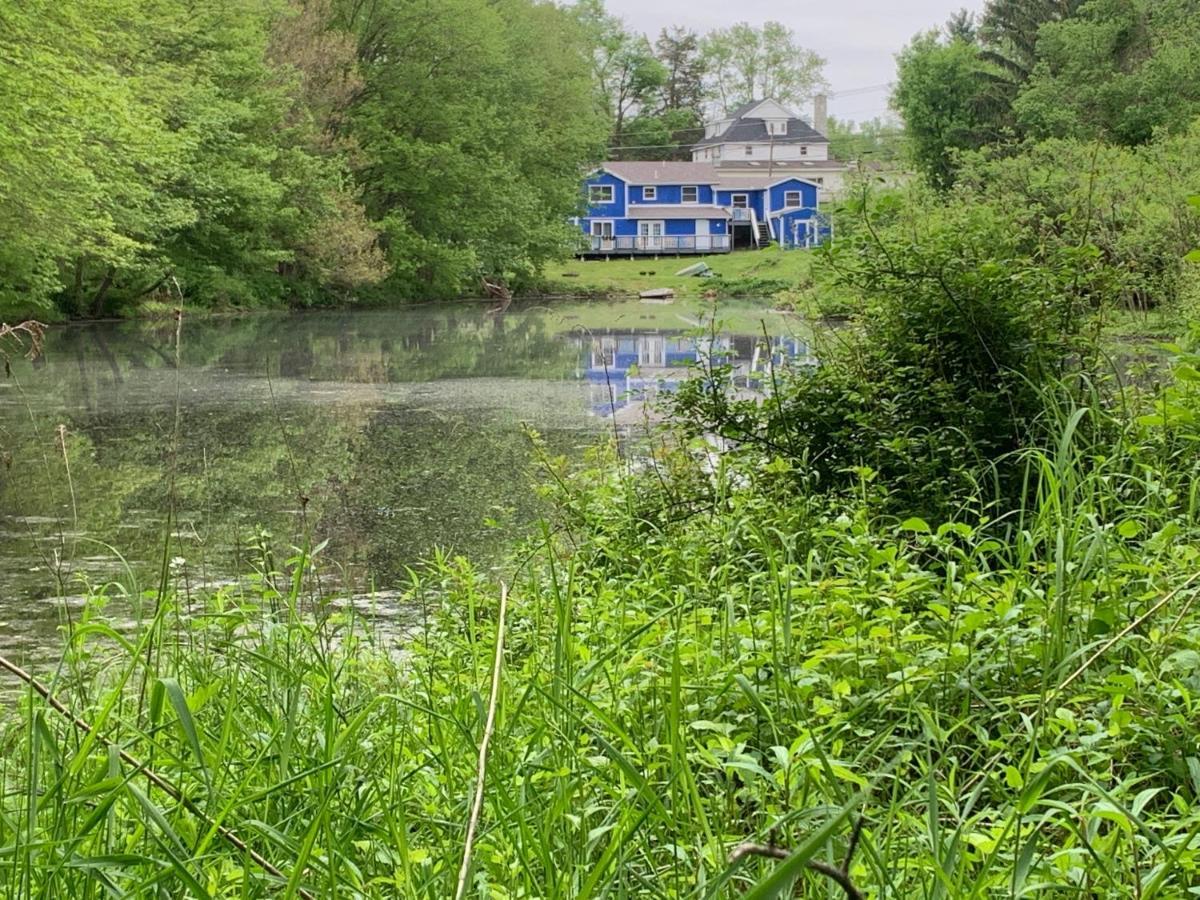 Gorgeous Poconos Springtime By The Lake! Henryville Buitenkant foto